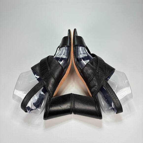 Bernardo Black Leather Adjustable Ankle Strap Block Heel Sandal Womens Size 9.5M - Picture 6 of 10